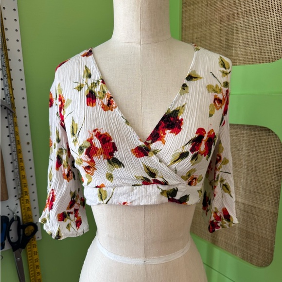 Tops - Floral Wrap Crop Top